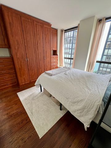 260 E Chestnut Street 1511, Chicago, IL 60611