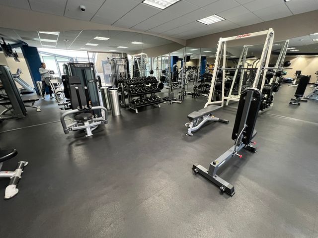 260 E Chestnut Street 1511, Chicago, IL 60611