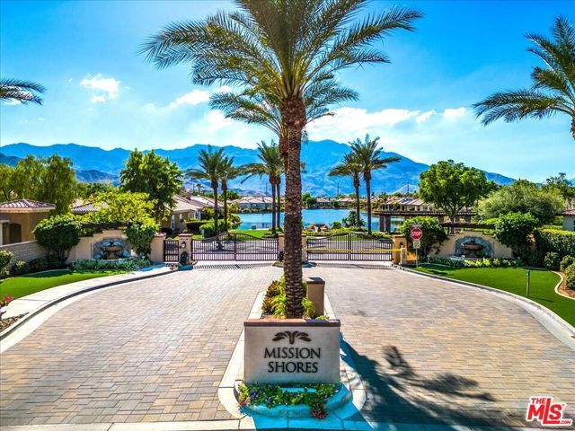 65 Shoreline Drive, Rancho Mirage, CA 92270