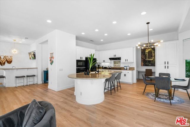 65 Shoreline Drive, Rancho Mirage, CA 92270