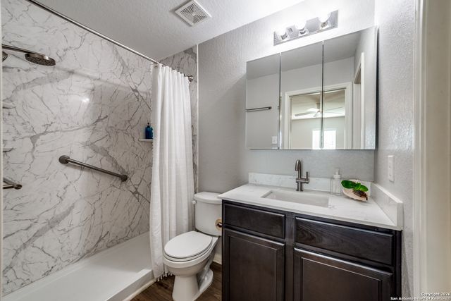 7010 Capeshaw, San Antonio, TX 78252