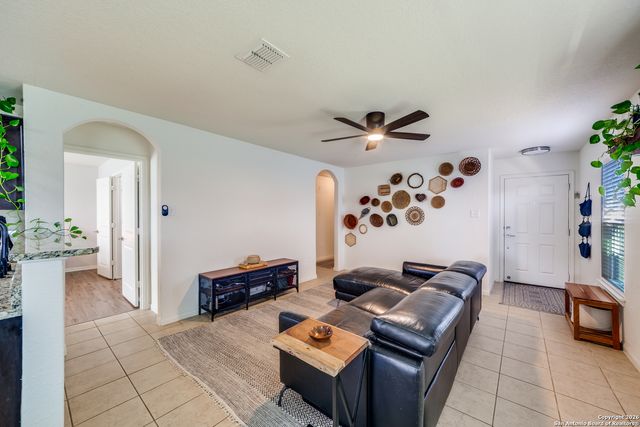 7010 Capeshaw, San Antonio, TX 78252