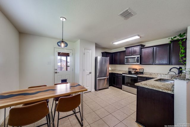 7010 Capeshaw, San Antonio, TX 78252