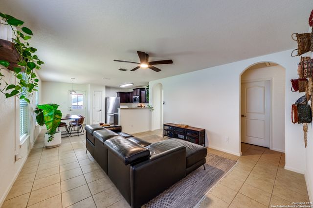 7010 Capeshaw, San Antonio, TX 78252