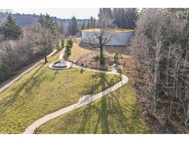 4015 Sw McKinley St, Gresham, OR 97080