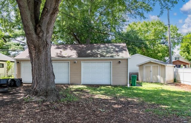5210 33rd Avenue S, Minneapolis, MN 55417
