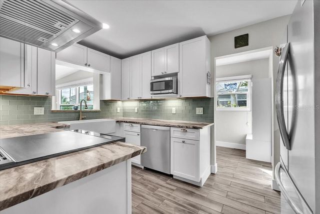 904 INLET CIRCLE, Venice, FL 34285