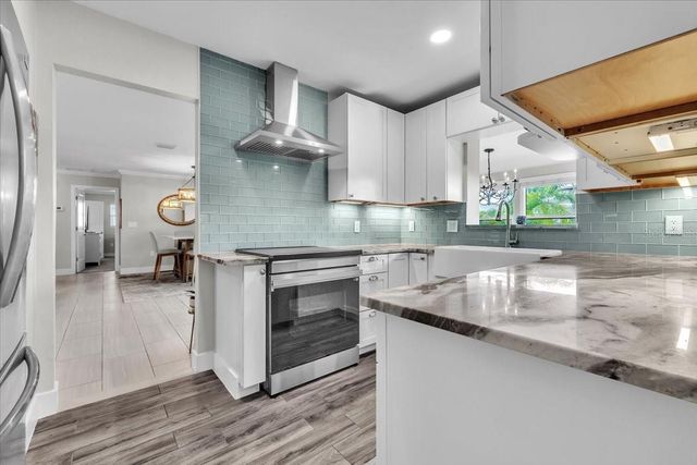 904 INLET CIRCLE, Venice, FL 34285