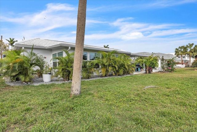 904 INLET CIRCLE, Venice, FL 34285