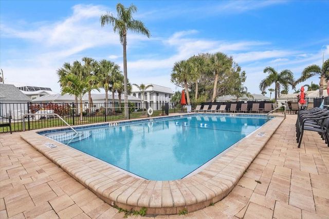 904 INLET CIRCLE, Venice, FL 34285