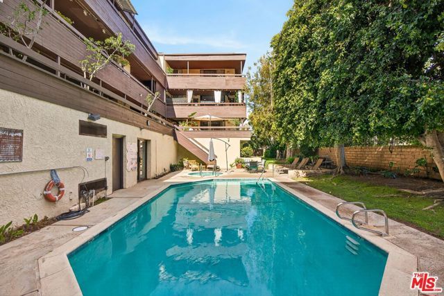 4822 Van Noord Avenue 6, Sherman Oaks, CA 91423