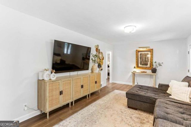 1879 Long, Decatur, GA 30032