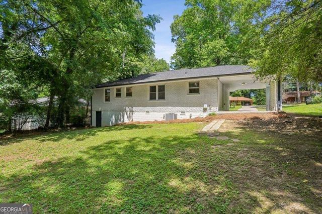 1879 Long, Decatur, GA 30032