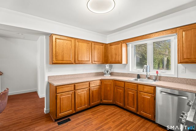 184 Main Street D, Manchester, CT 06042