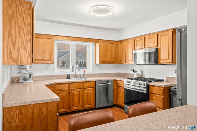 184 Main Street D, Manchester, CT 06042