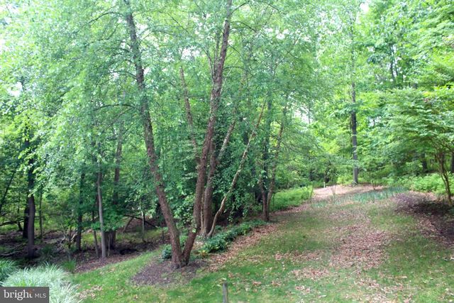 184 HICKORY POINT RD, Pasadena, MD 21122