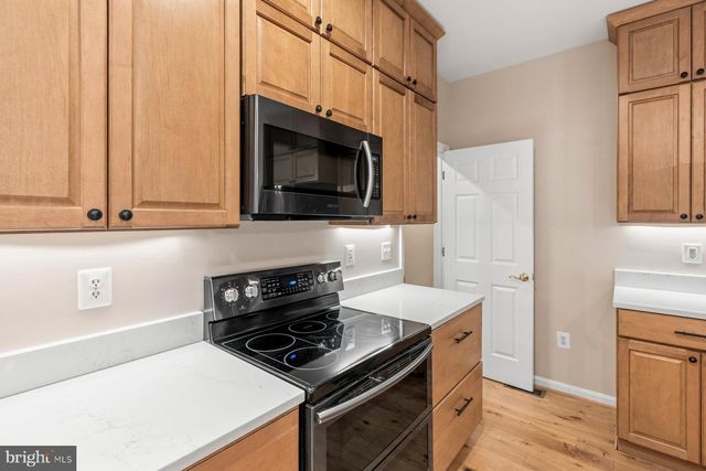 184 HICKORY POINT RD, Pasadena, MD 21122