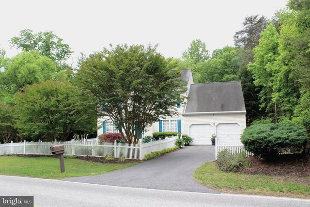 184 HICKORY POINT RD, Pasadena, MD 21122