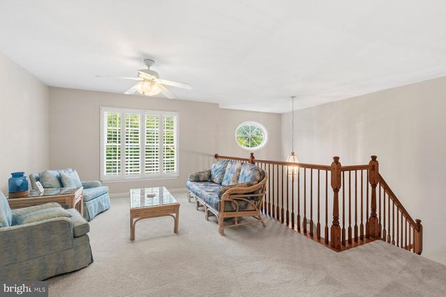 184 HICKORY POINT RD, Pasadena, MD 21122