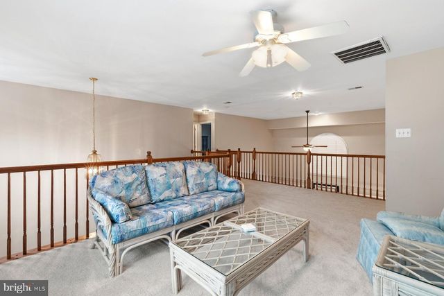 184 HICKORY POINT RD, Pasadena, MD 21122