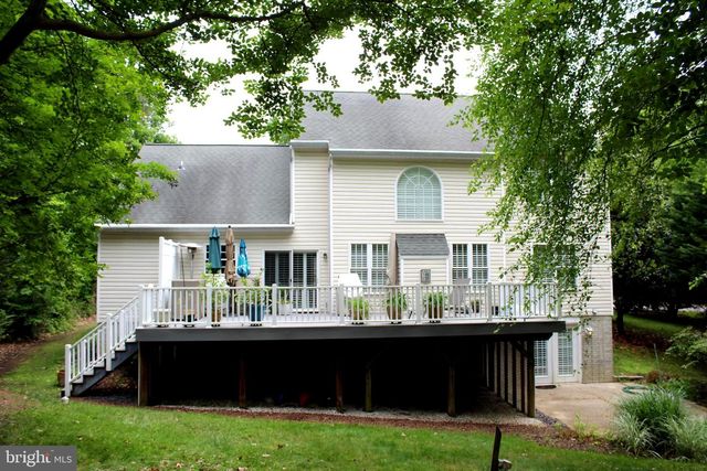 184 HICKORY POINT RD, Pasadena, MD 21122