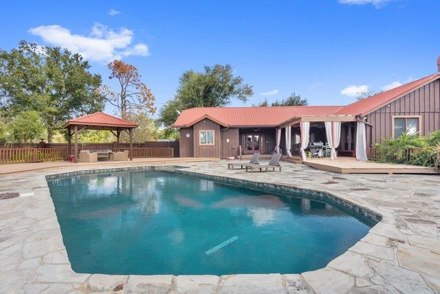 6574 Elliott Road, Lake Charles, LA 70605