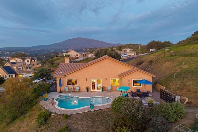 1989 BRADY JANE, Alpine, CA 91901