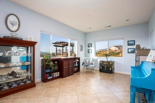 1989 BRADY JANE, Alpine, CA 91901