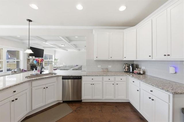 321 Usher Lane, Locust Grove, GA 30248