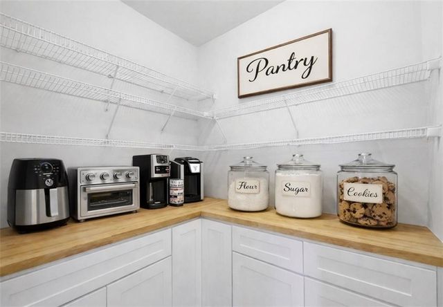 321 Usher Lane, Locust Grove, GA 30248