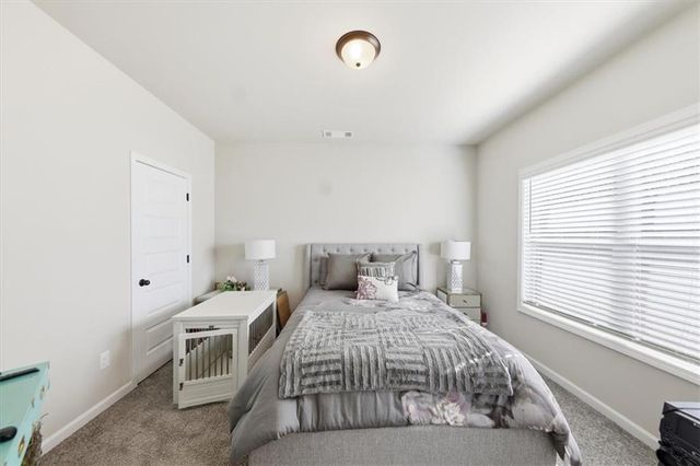 321 Usher Lane, Locust Grove, GA 30248