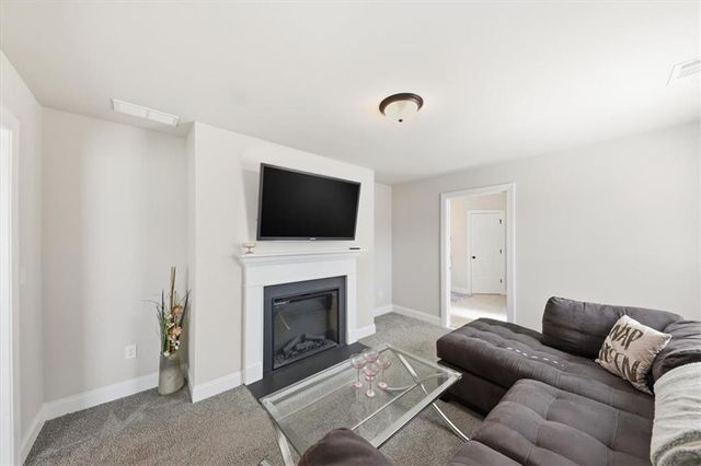 321 Usher Lane, Locust Grove, GA 30248