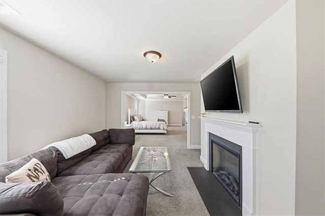 321 Usher Lane, Locust Grove, GA 30248