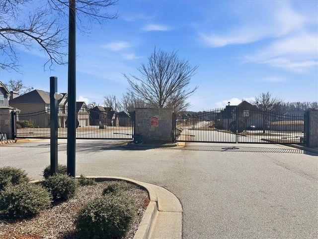 321 Usher Lane, Locust Grove, GA 30248