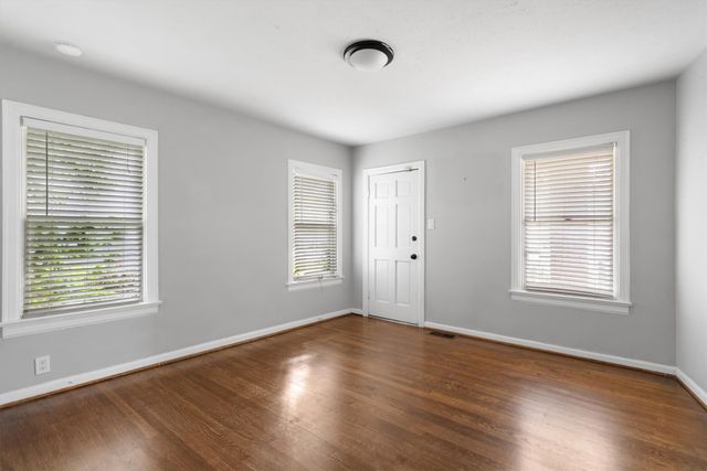 6131 Reiger Avenue, Dallas, TX 75214