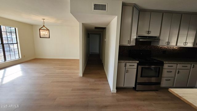 5012 E PRESIDIO Road, Scottsdale, AZ 85254