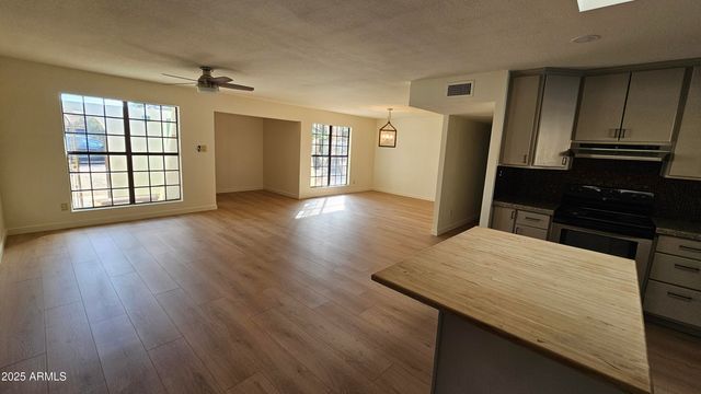 5012 E PRESIDIO Road, Scottsdale, AZ 85254