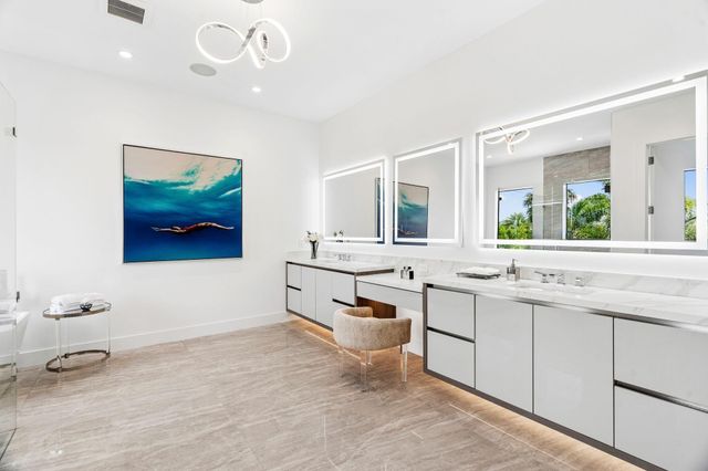 1040 NW 6th Terrace, Boca Raton, FL 33486
