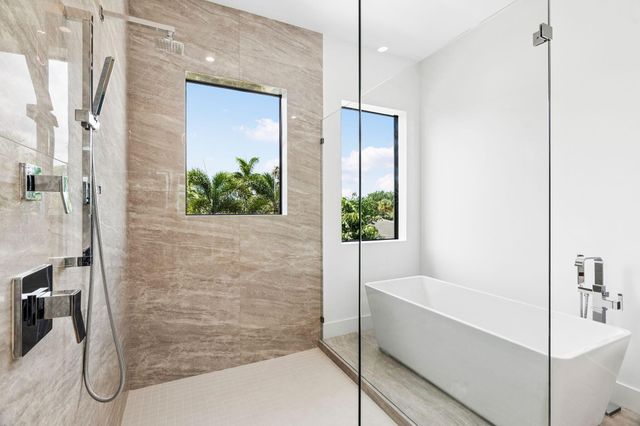 1040 NW 6th Terrace, Boca Raton, FL 33486
