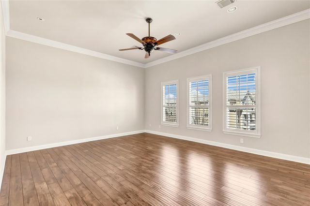 135 Low Country Lane, The Woodlands, TX 77380