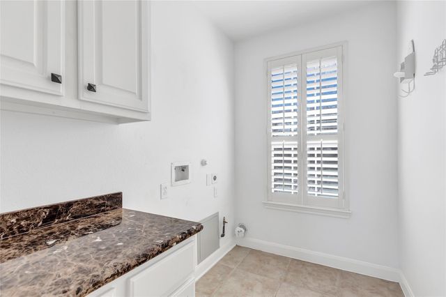 135 Low Country Lane, The Woodlands, TX 77380