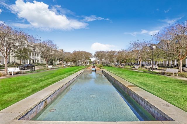 135 Low Country Lane, The Woodlands, TX 77380