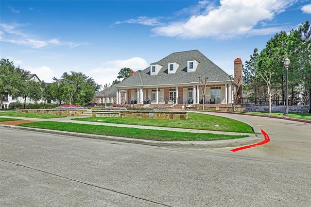 135 Low Country Lane, The Woodlands, TX 77380