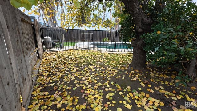 5409 Appletree Lane, Bakersfield, CA 93309