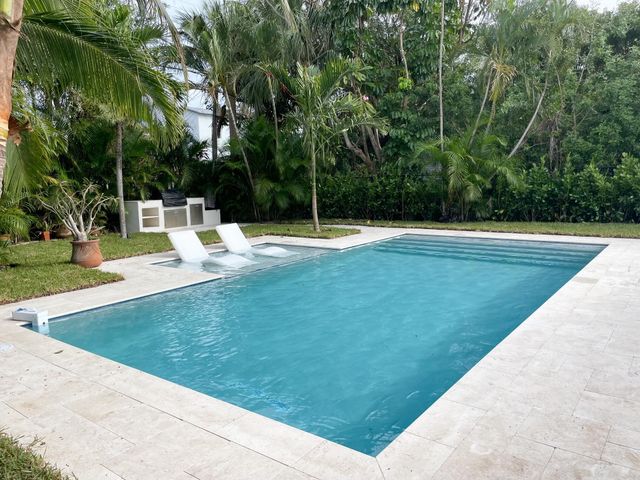 255 Cortez Road, West Palm Beach, FL 33405