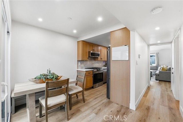 135 Morristown Lane, Costa Mesa, CA 92626