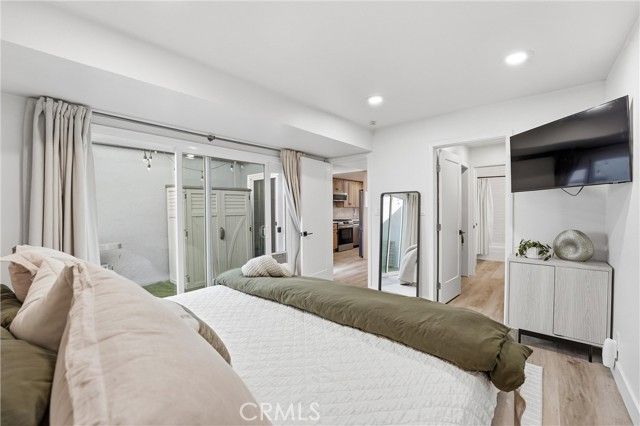 135 Morristown Lane, Costa Mesa, CA 92626