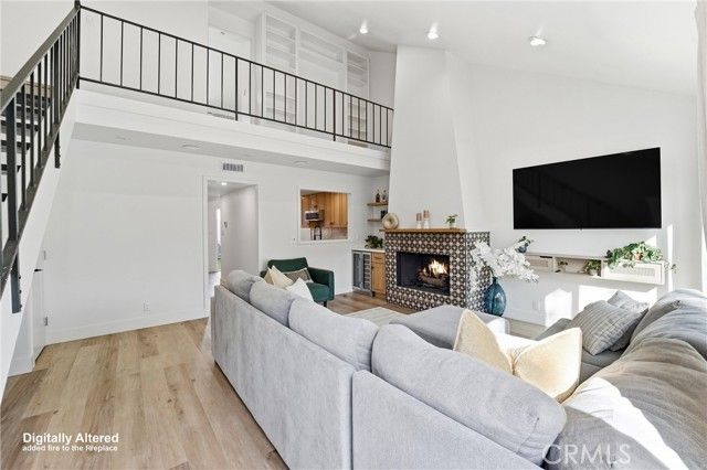 135 Morristown Lane, Costa Mesa, CA 92626