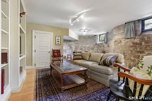 362 Whitney Avenue 1B, New Haven, CT 06511