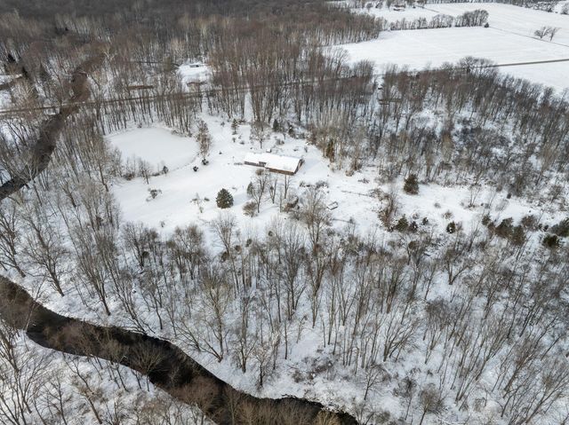 789 7th Street, Plainwell, MI 49080